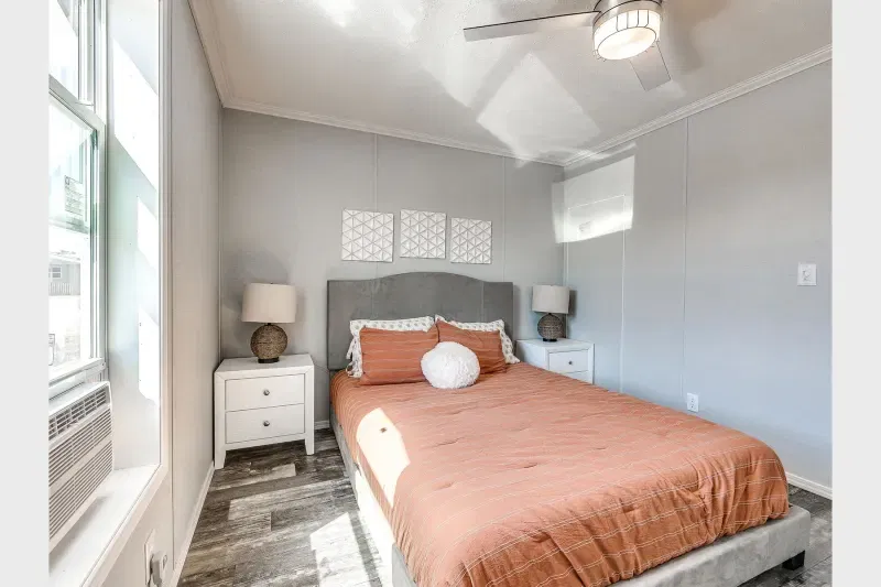 Prairie dune 8312 bedroom home features