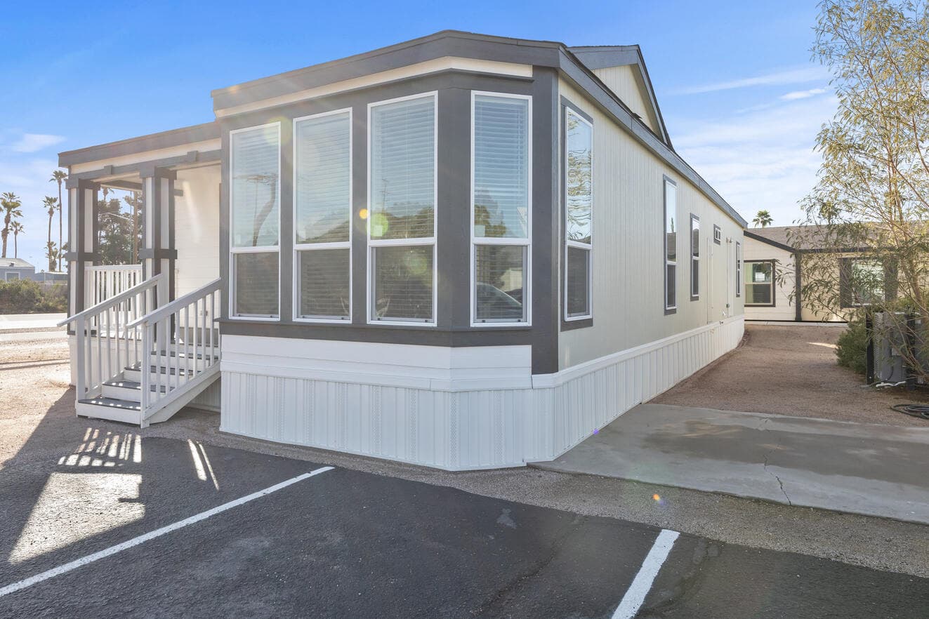 Pacifica  elevation and exterior home features