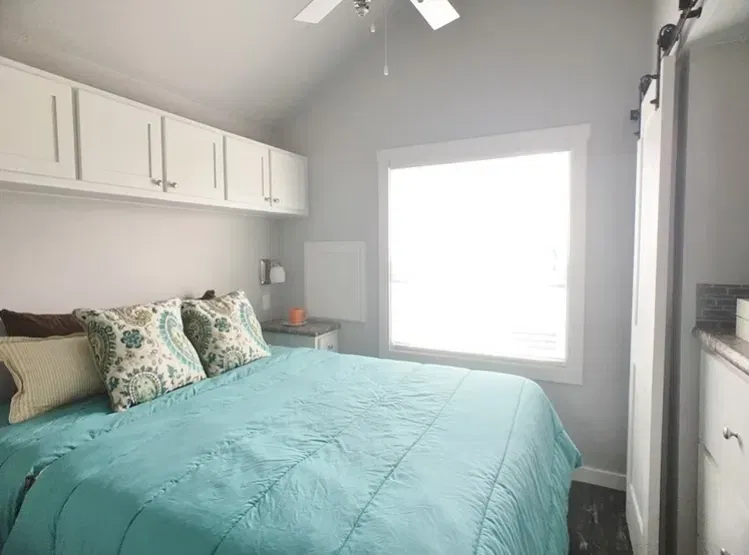 Majestic series bedroom home features