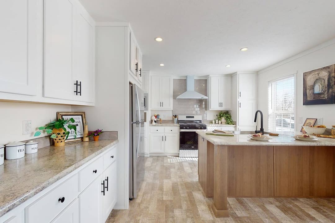 East point - intrigue kitchen home features