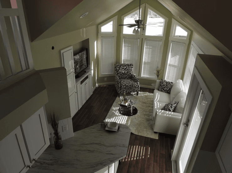 Trinca interior home features