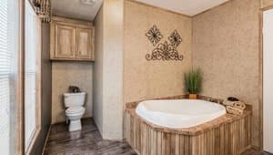 Md-103 bathroom home features