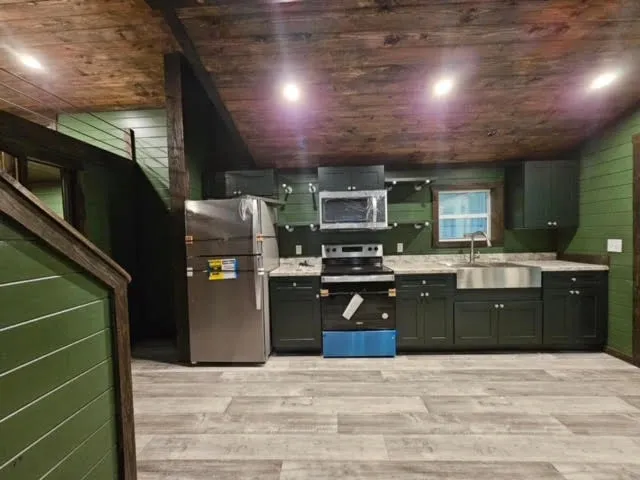 Meadowbrook| 4b 130 kitchen home features