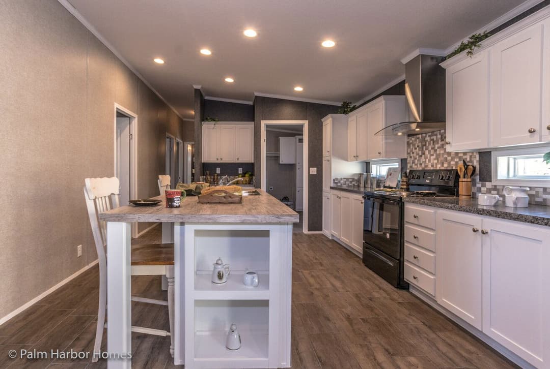 Kensington 30563k kitchen home features