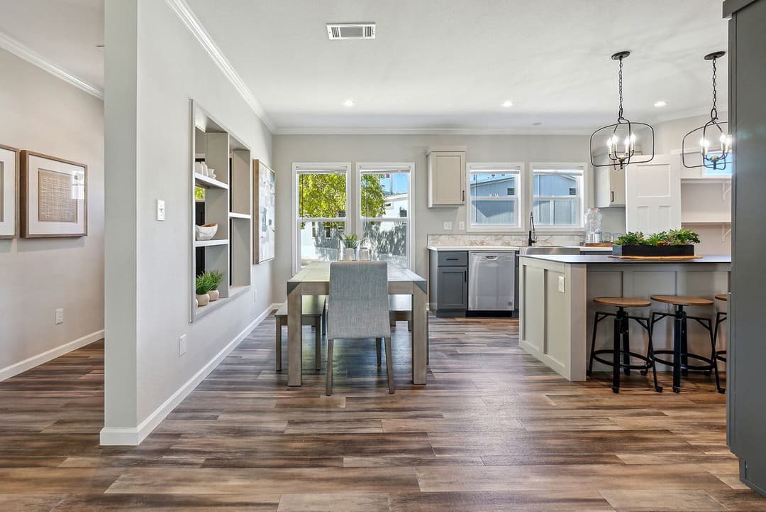 Innovation 3268h interior home features