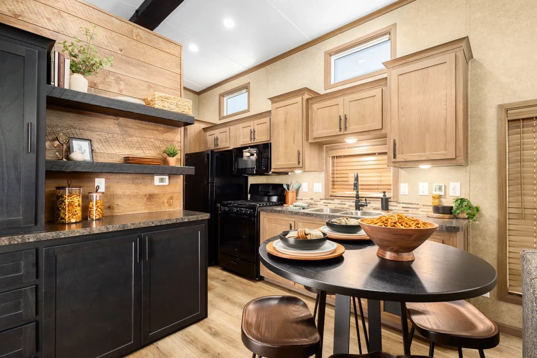 Island 5065 kitchen home features