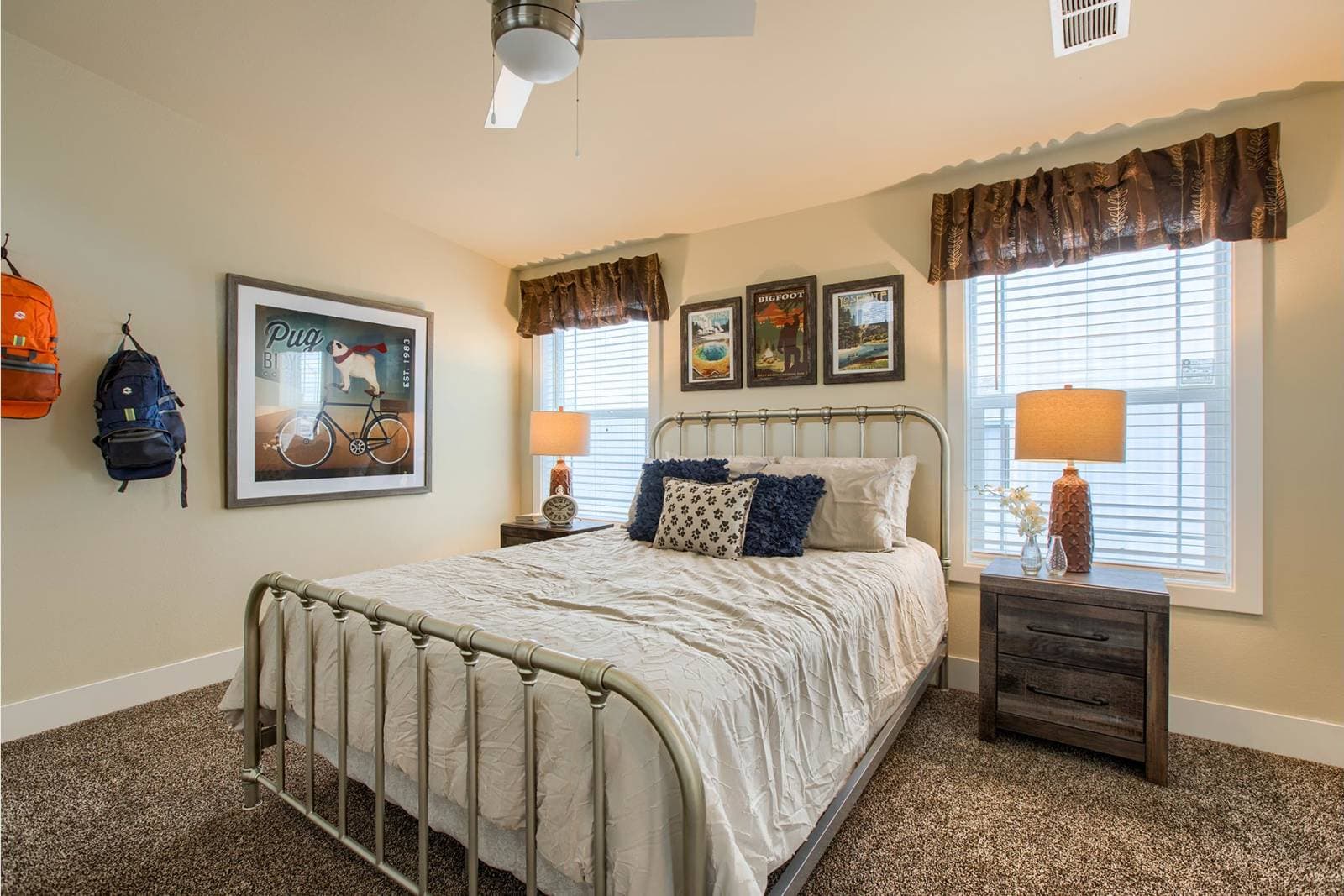 Look out lodge sg55 bedroom home features