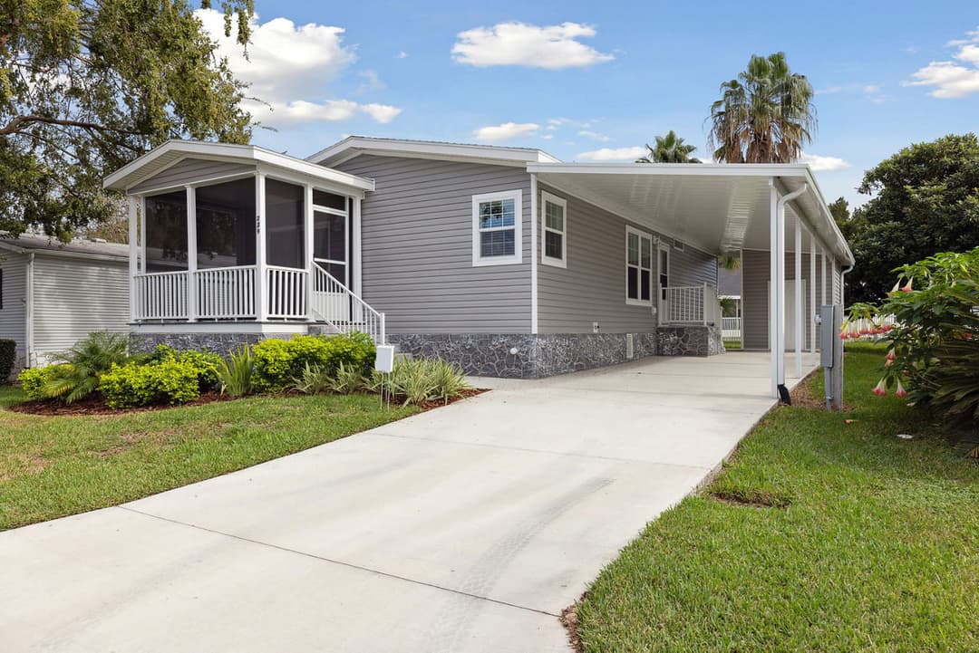 Silver springs 4893 elevation and exterior home features