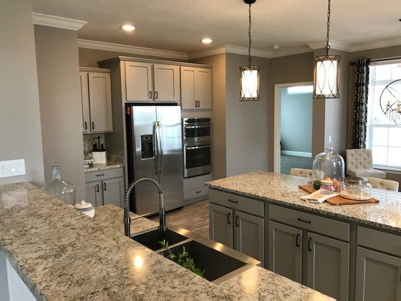 Alexander kitchen home features