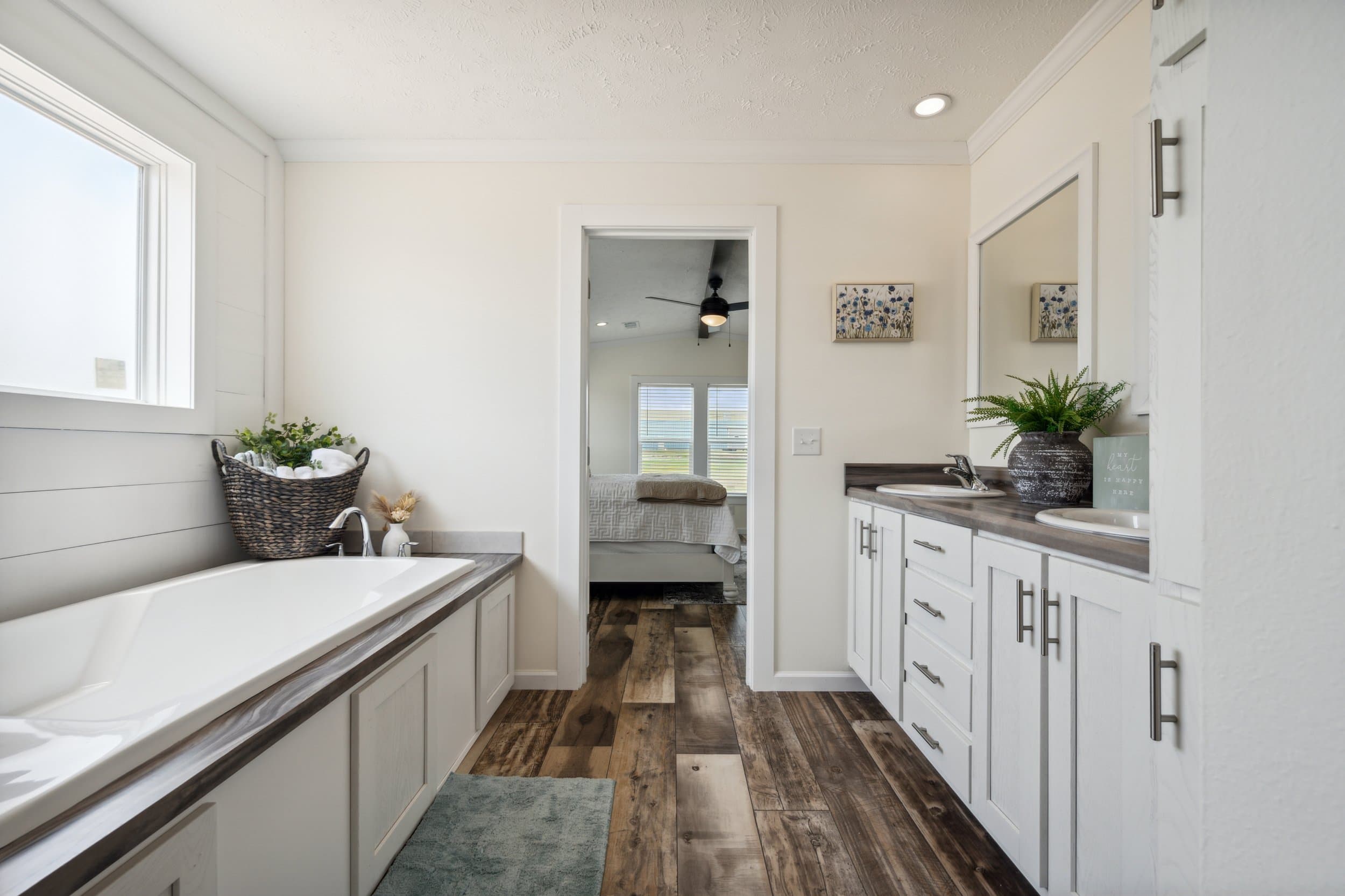 Nexus bathroom home features