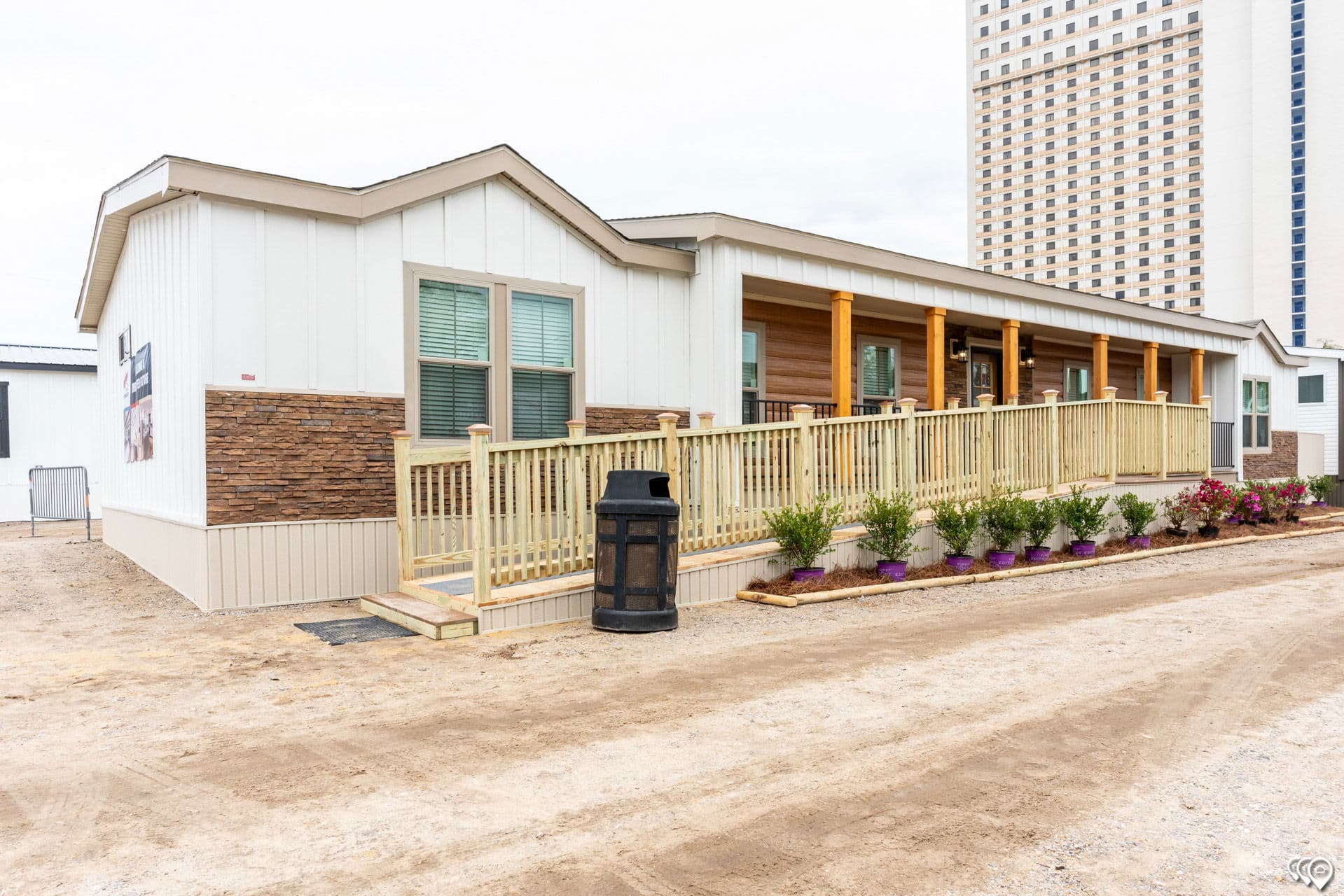 Pri3280-2071 elevation and exterior home features