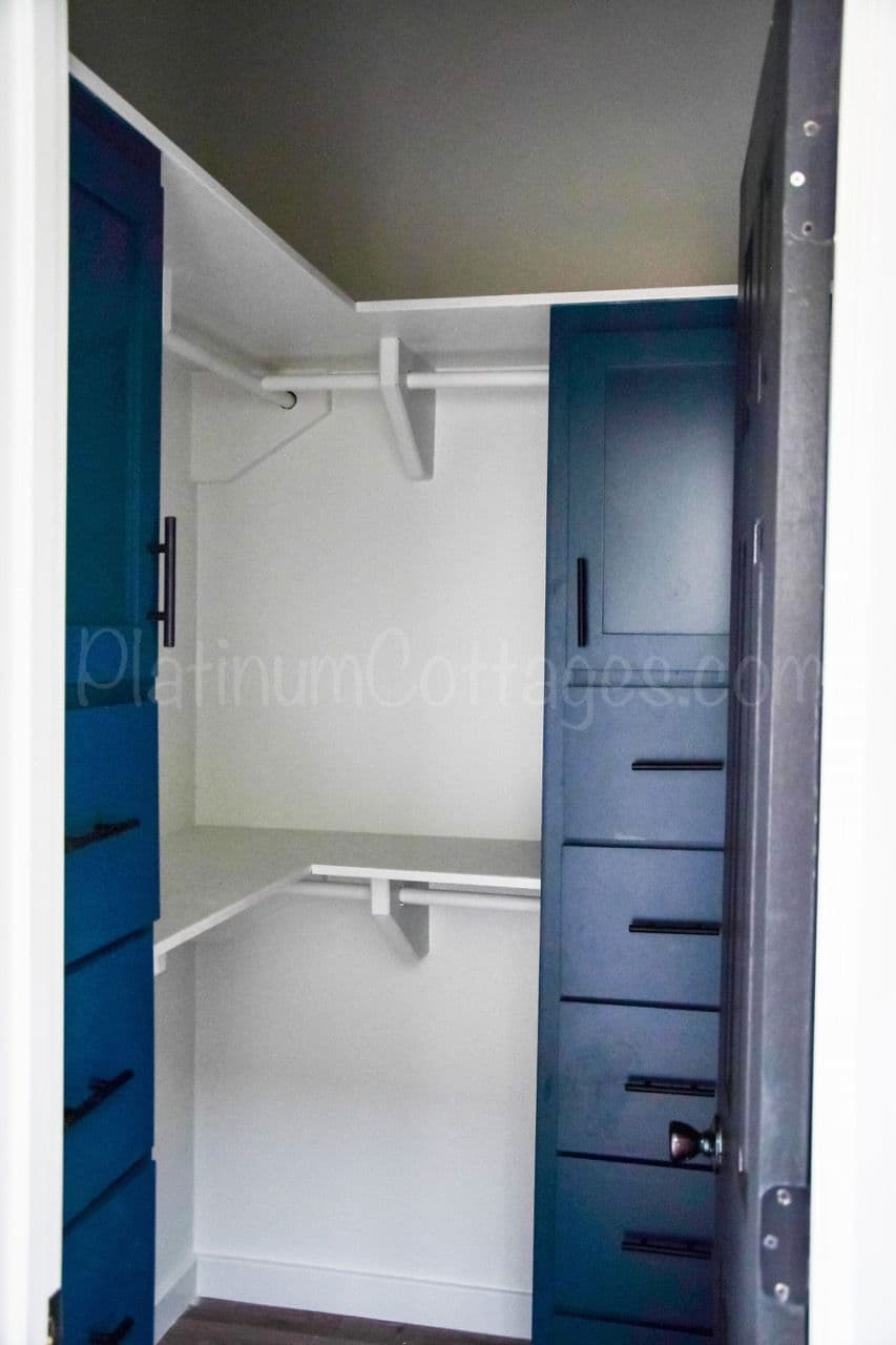 Cardinal interior home features