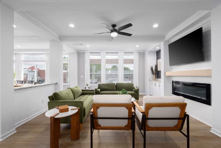 Max premier 2 32643a interior home features