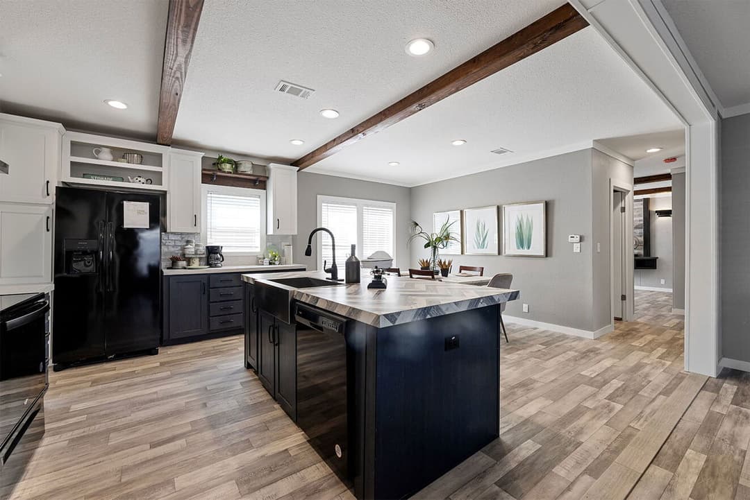 Sheridan 30483s kitchen home features