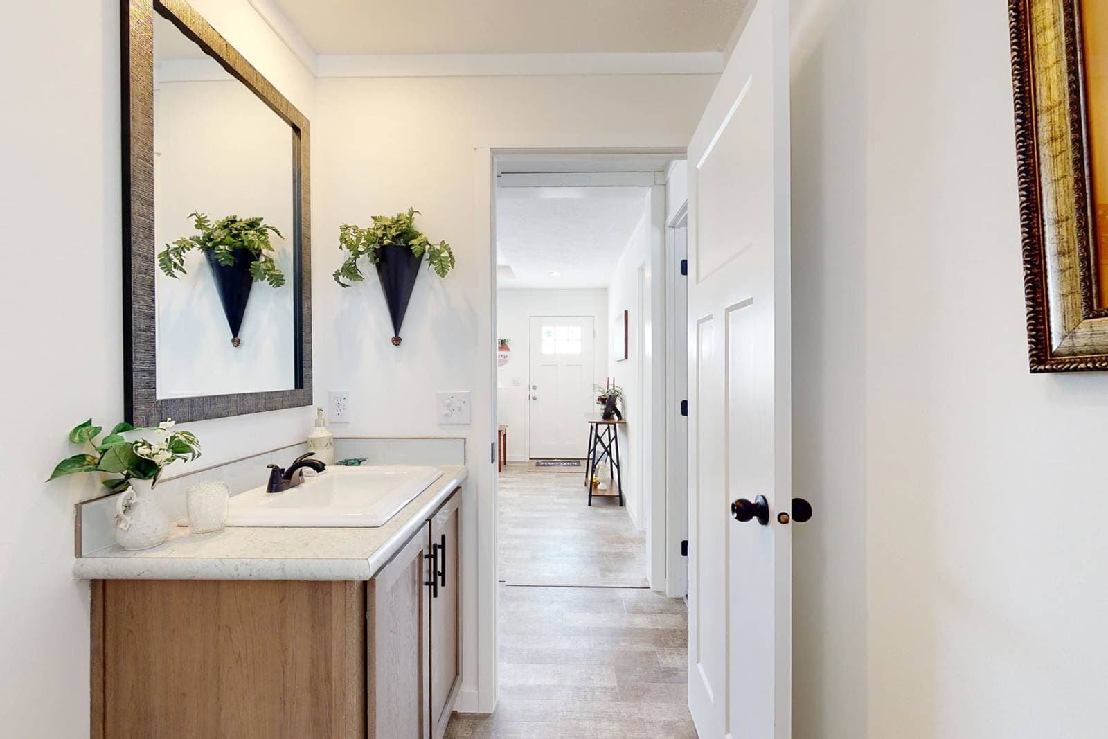 East point - intrigue bathroom home features