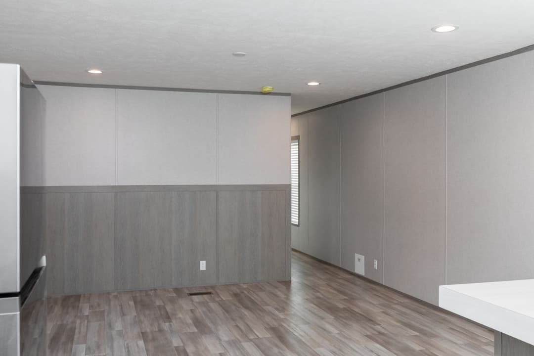 The social 76 interior home features