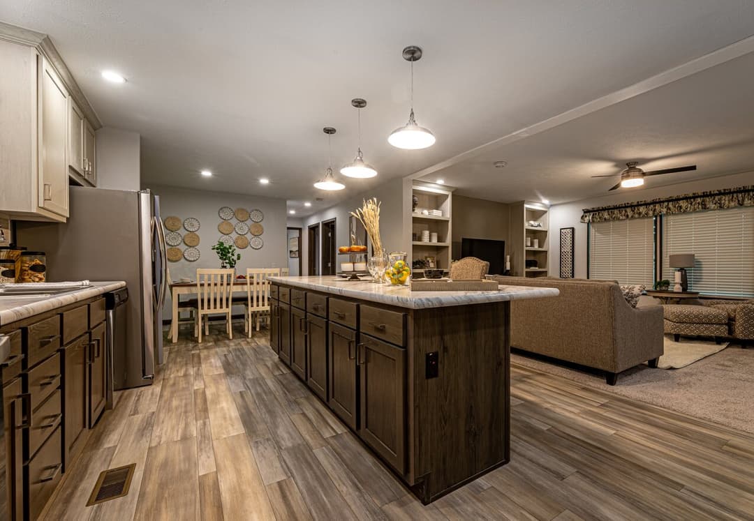 Aberdeen 24031 kitchen home features