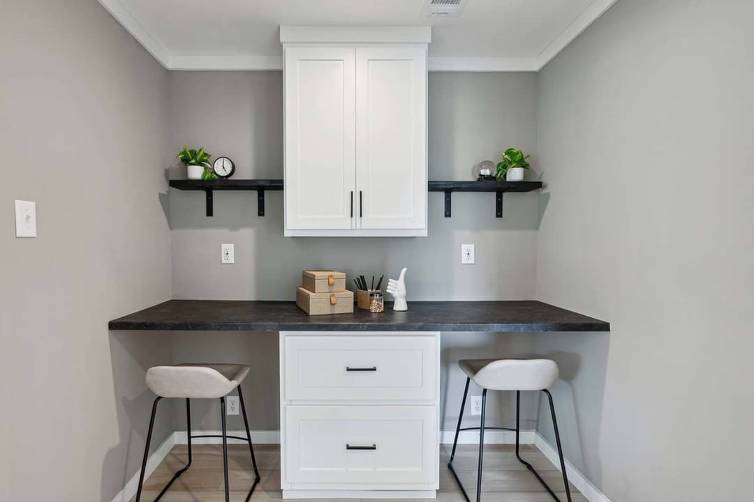 Vista villa interior home features