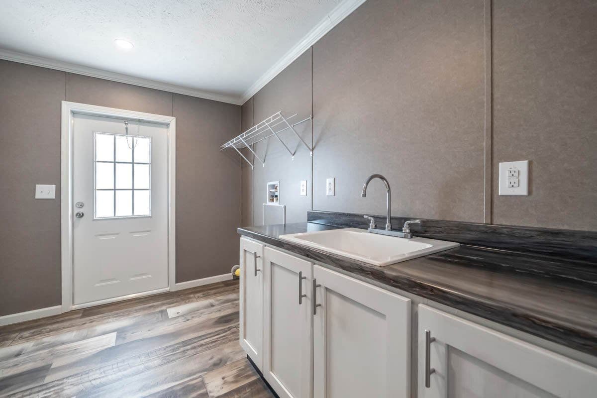 Ruby interior home features