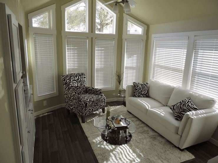 Trinca interior home features