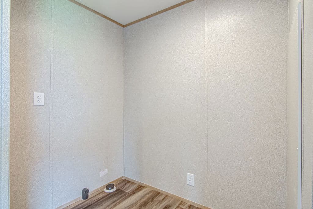 Libra 9160 interior home features