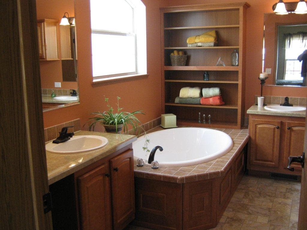 Oakwood bathroom home features