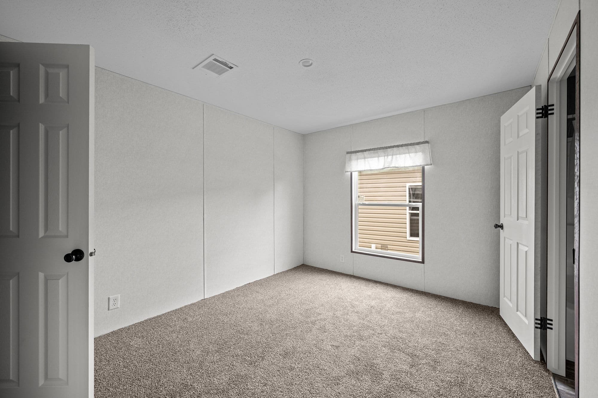 The messi bedroom home features