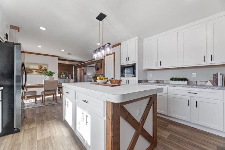 Reece 32663a kitchen home features