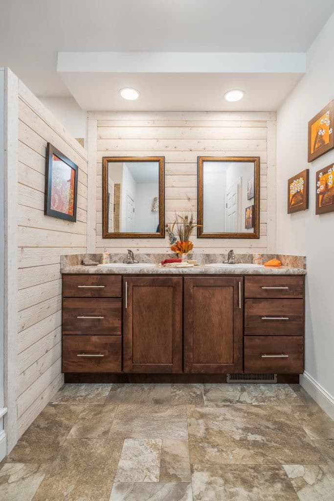 Ultra ranch 2p2403-x bathroom home features