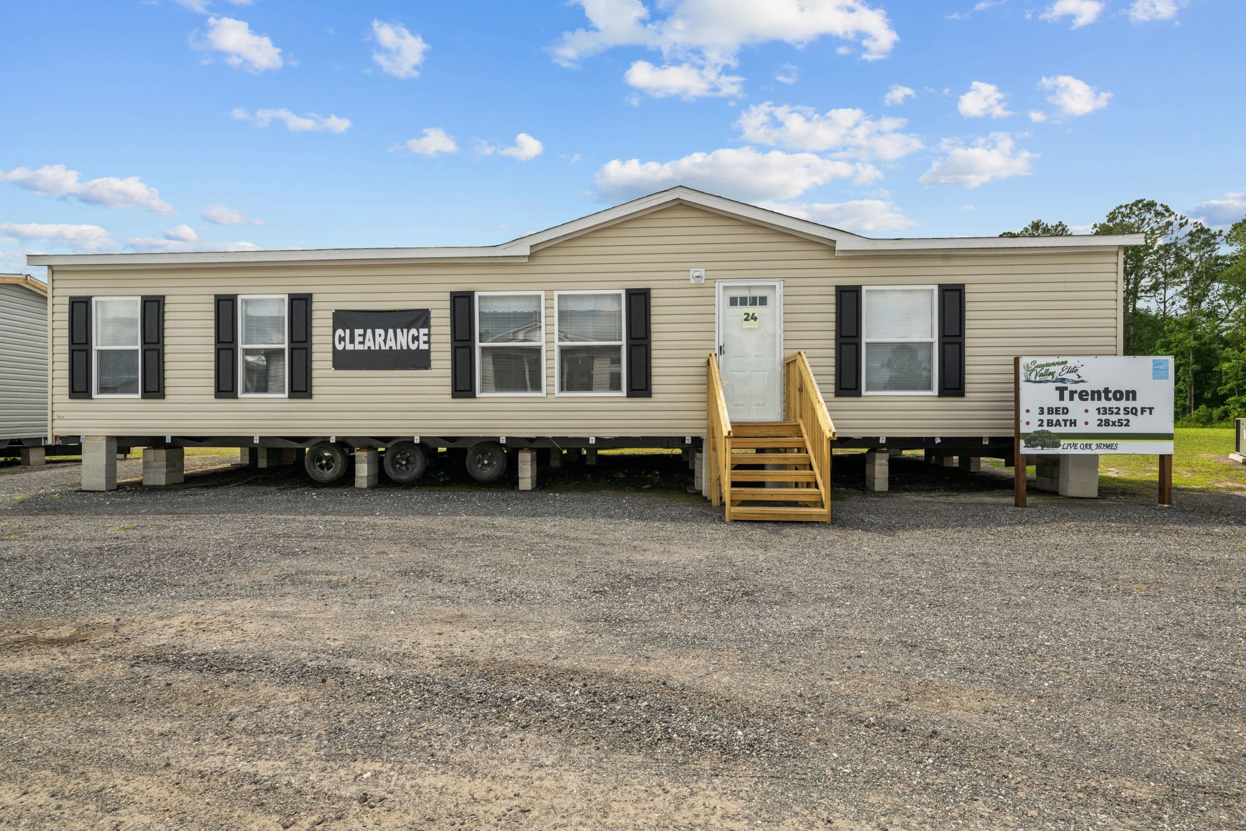 Trenton elevation and exterior home features