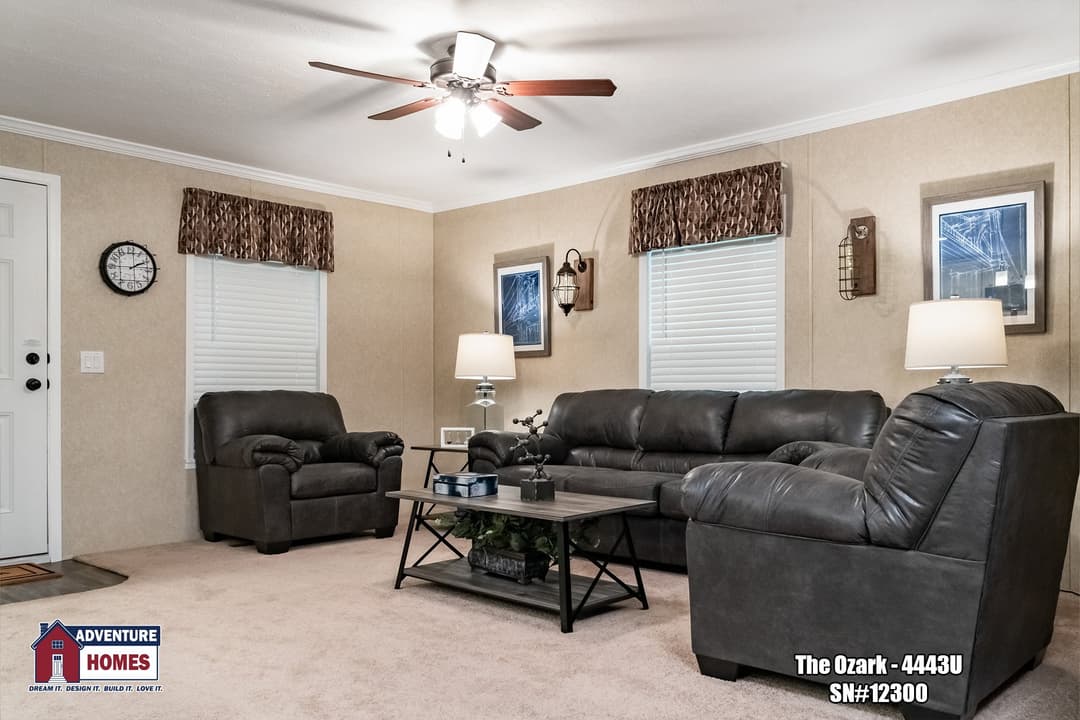 Ozark | 4443u interior home features