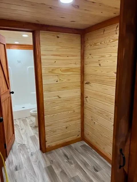 Campfire bliss | 4b 116 interior home features