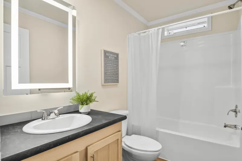 Skyliner ii bathroom home features