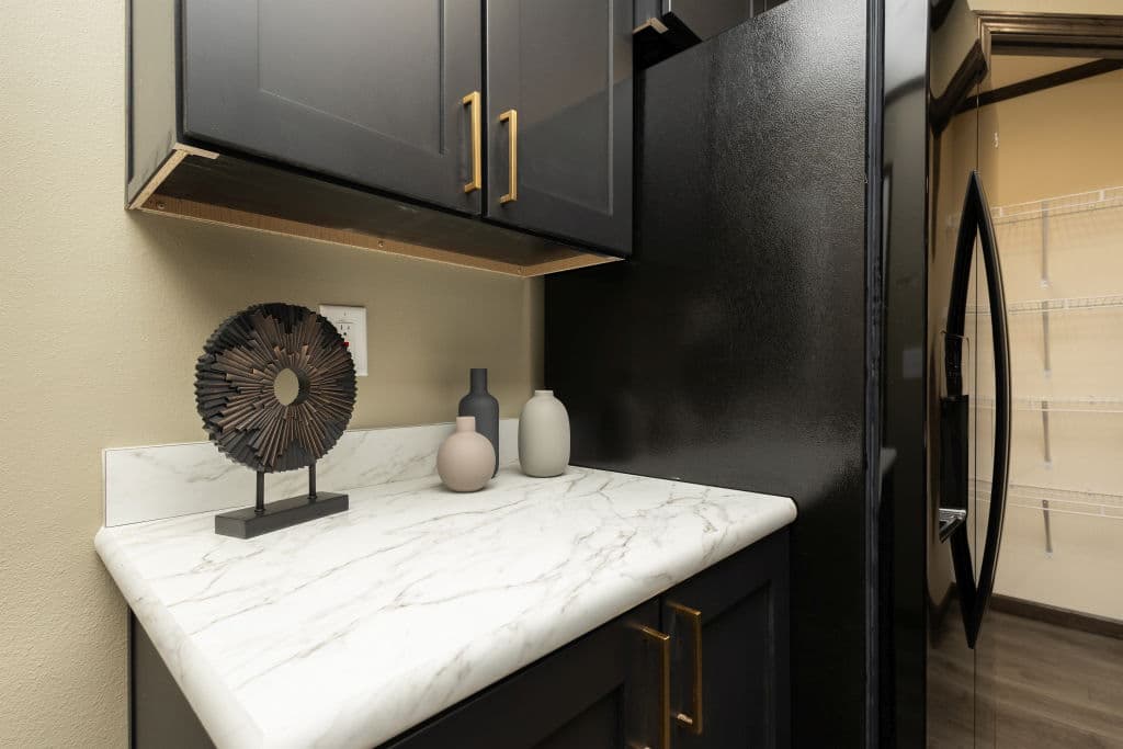 1w1048-v kitchen home features