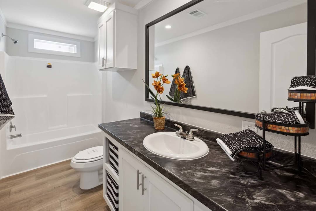 Ws2856h bathroom home features