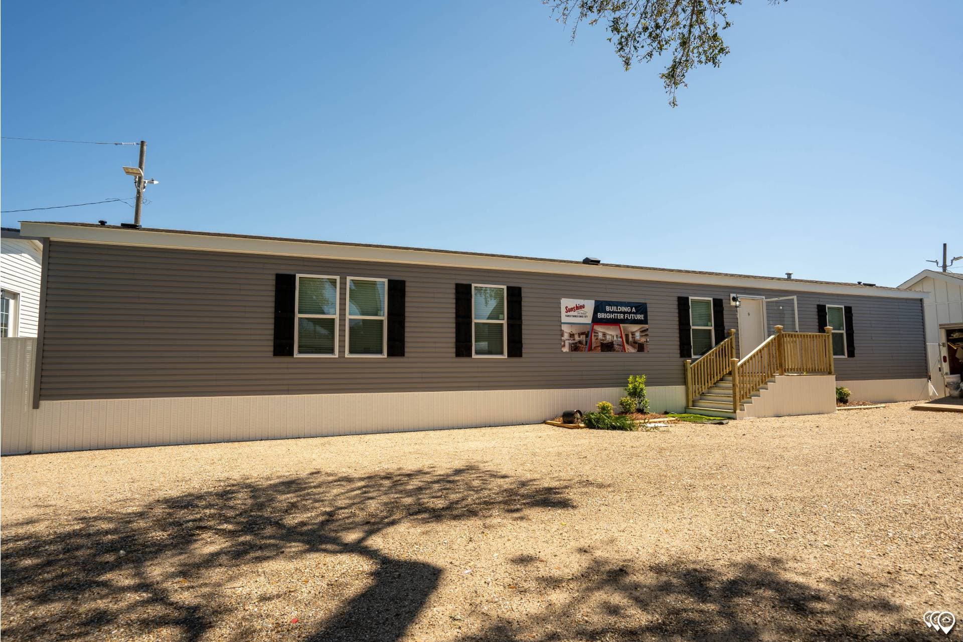 Arc1680-8018 hero, elevation, and exterior home features