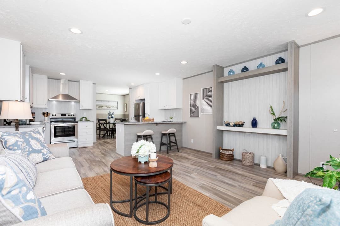 Blazer 76 f interior home features