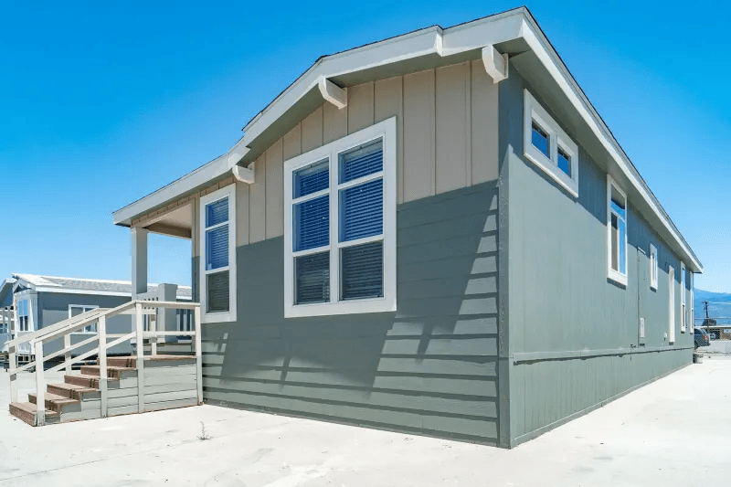 Sunset ridge-k583g elevation and exterior home features