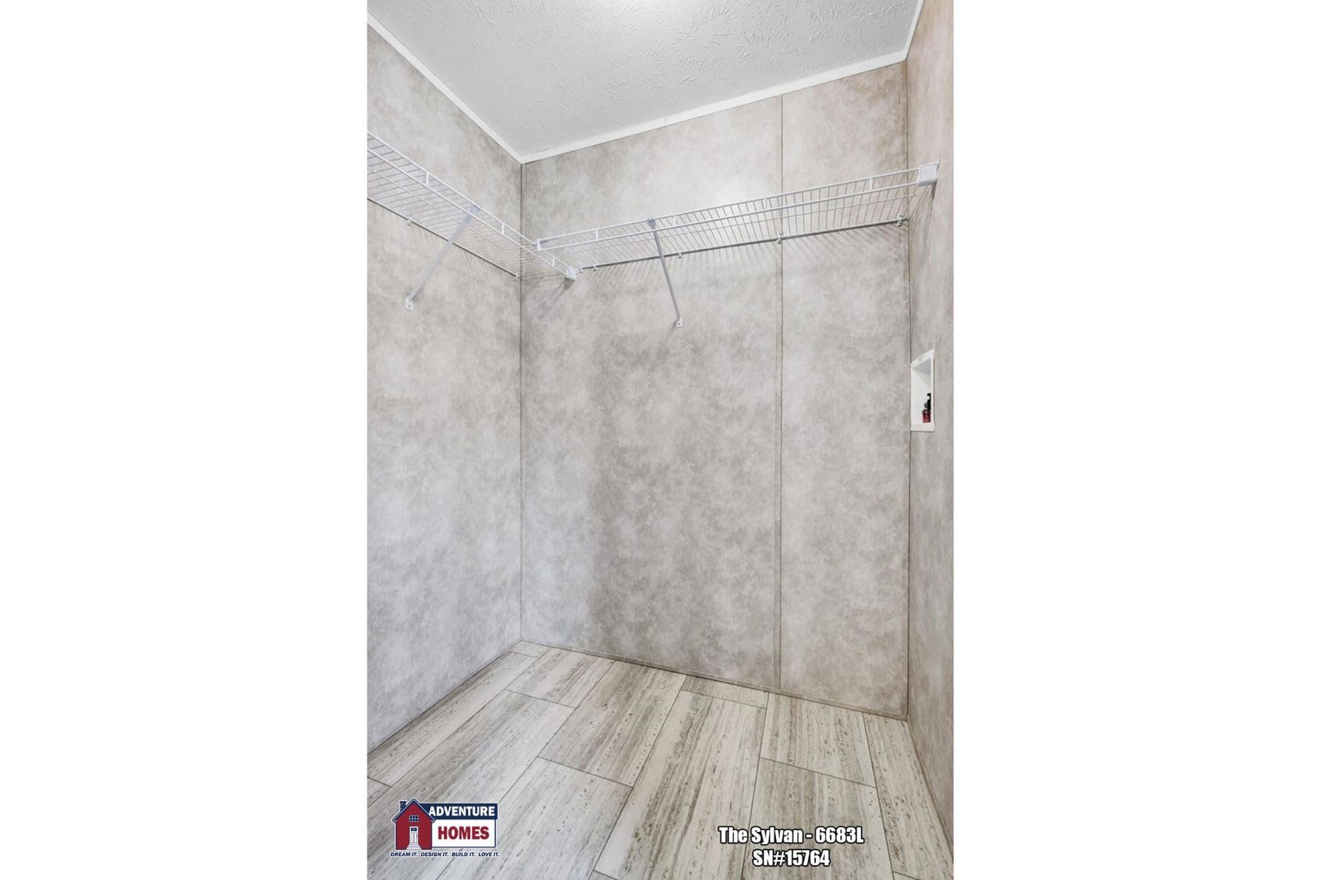 Sylvan | 6683l  home features