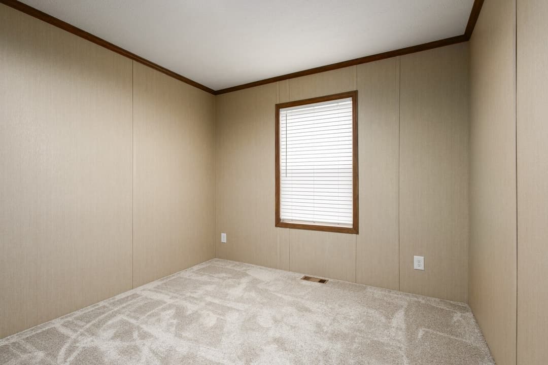 Regulus bedroom home features