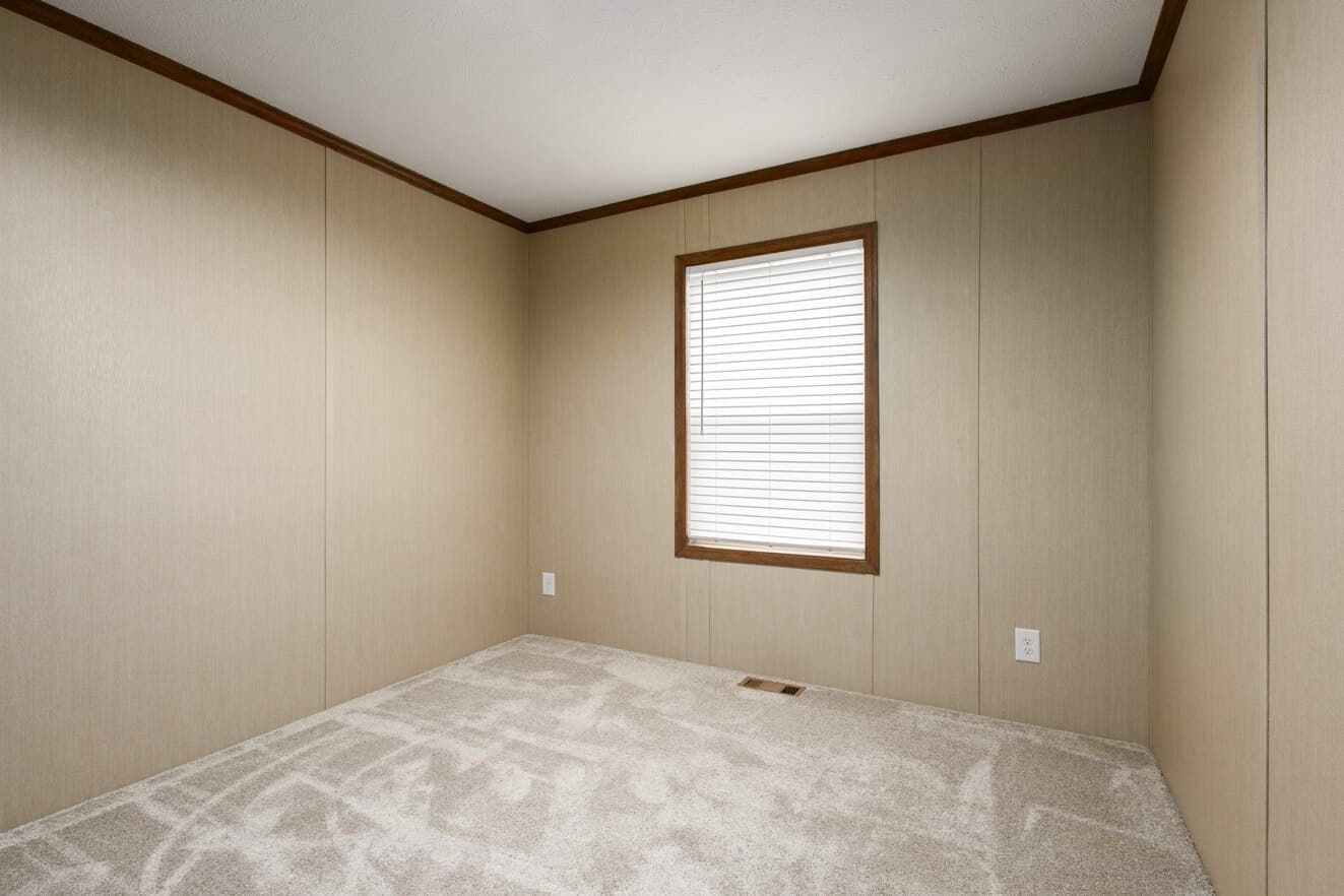 Regulus bedroom home features