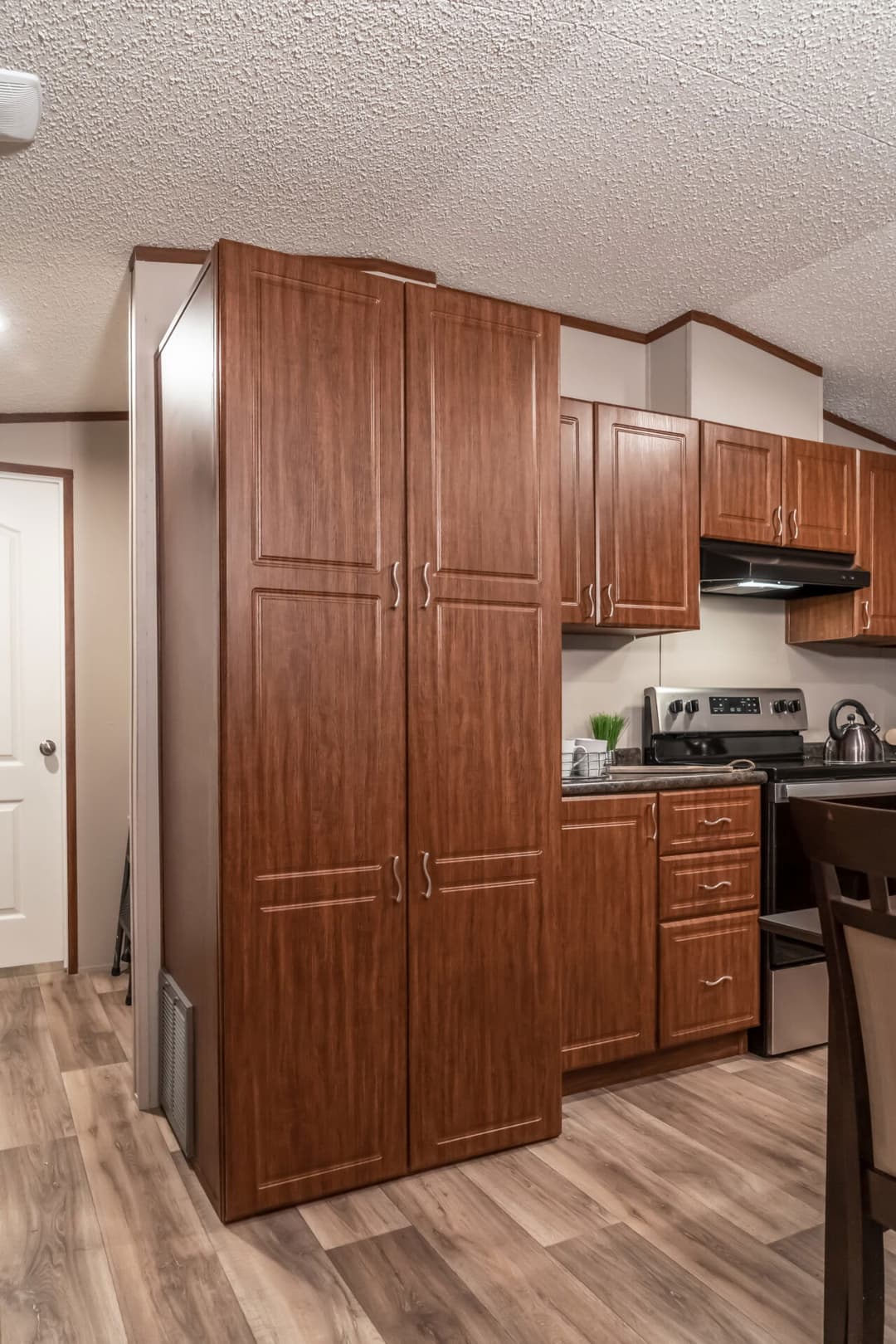 Heritage h-1664-32c interior home features