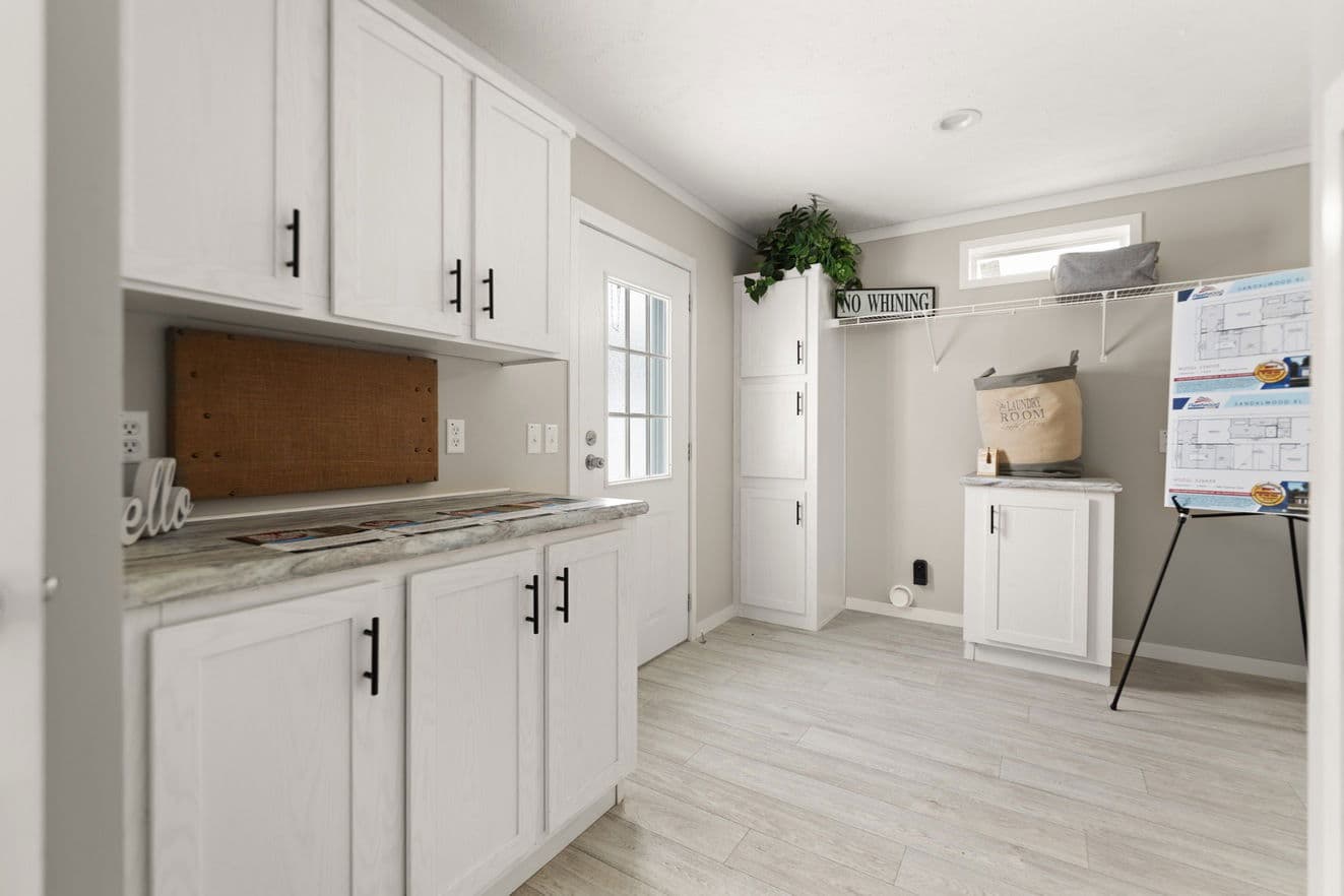 Big beam house 32663x interior home features