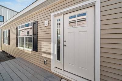 Pinot exterior home features