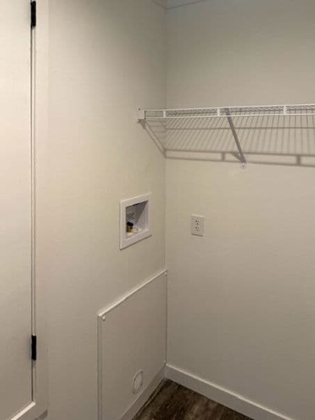 Manley interior home features