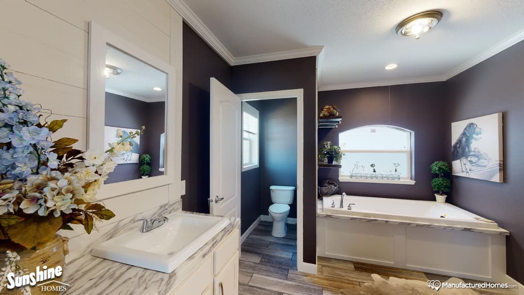 Pri3284-2012 bathroom home features