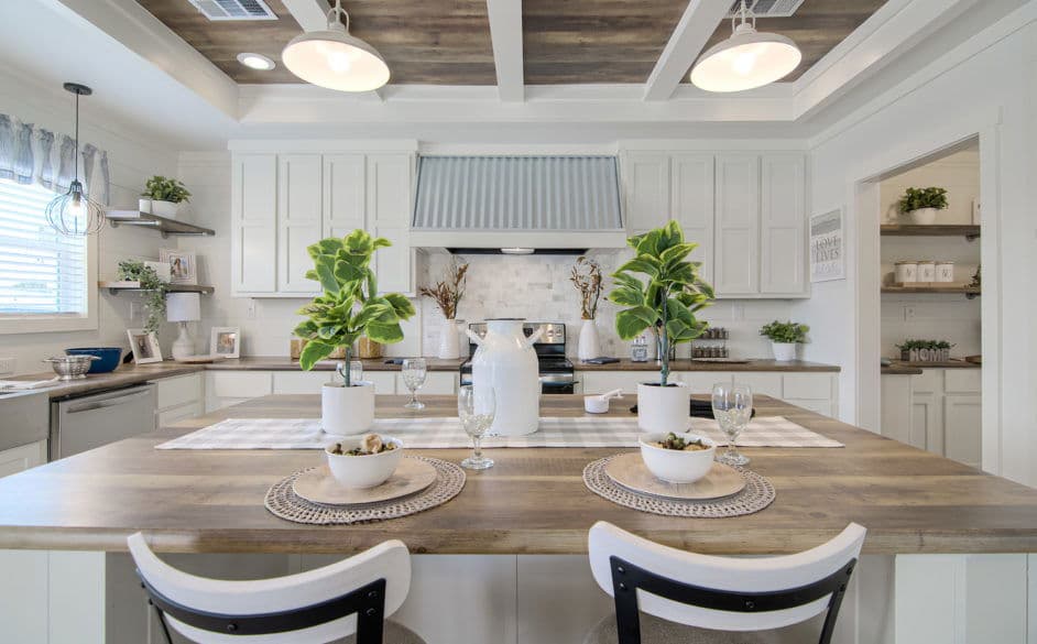 Pearl 6380 kitchen home features