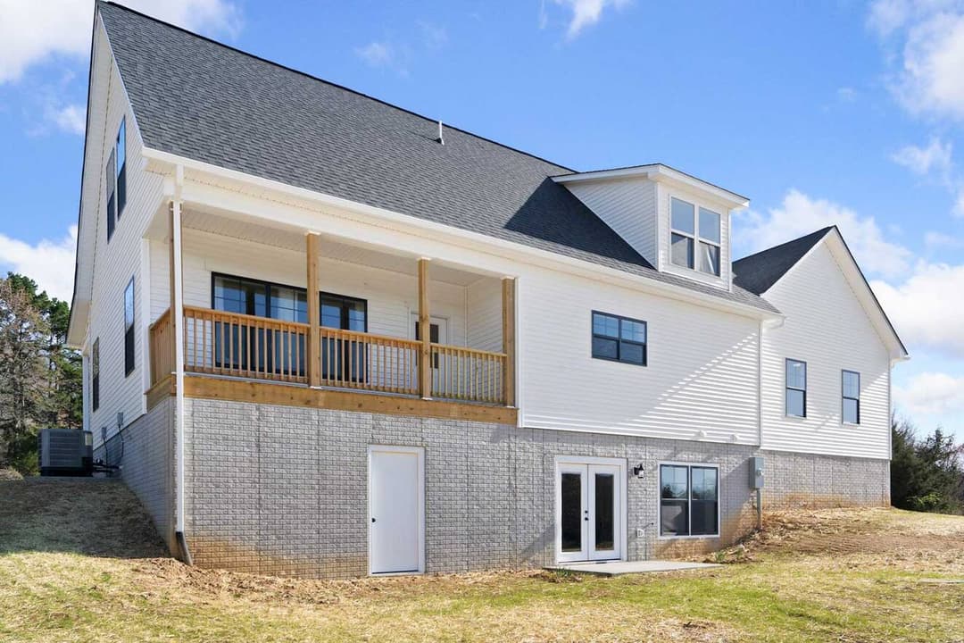 Farmhouse ii cape exterior home features