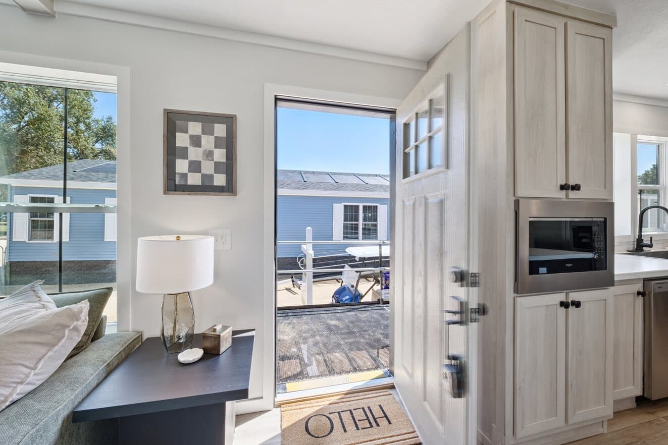 Axis interior home features