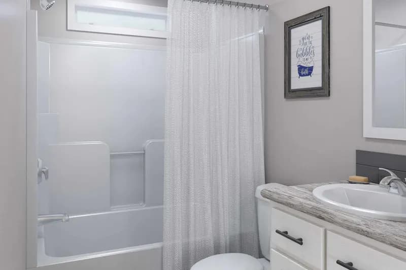 Legend 2860478 bathroom home features
